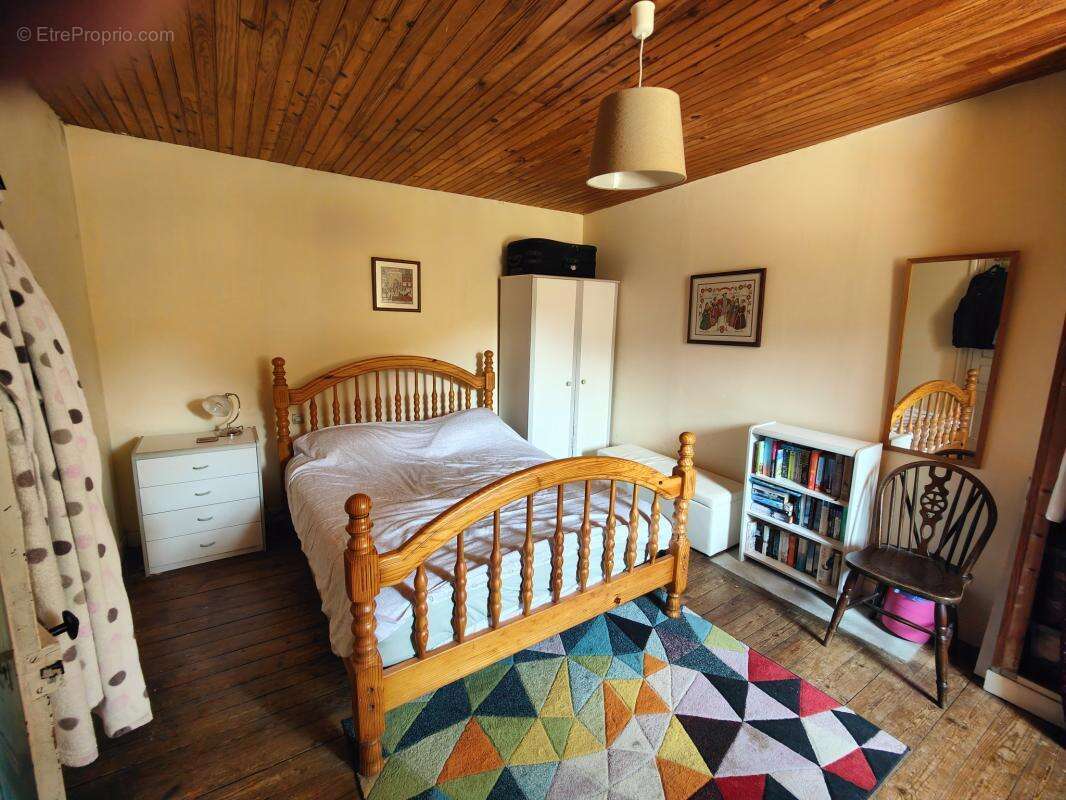Maison en pierre avec dépendances sur 1 729 m2 de terrain - photo 7