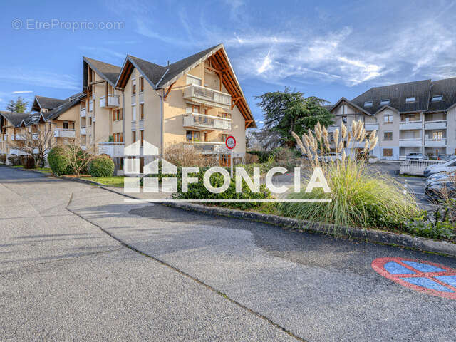Appartement à POISY