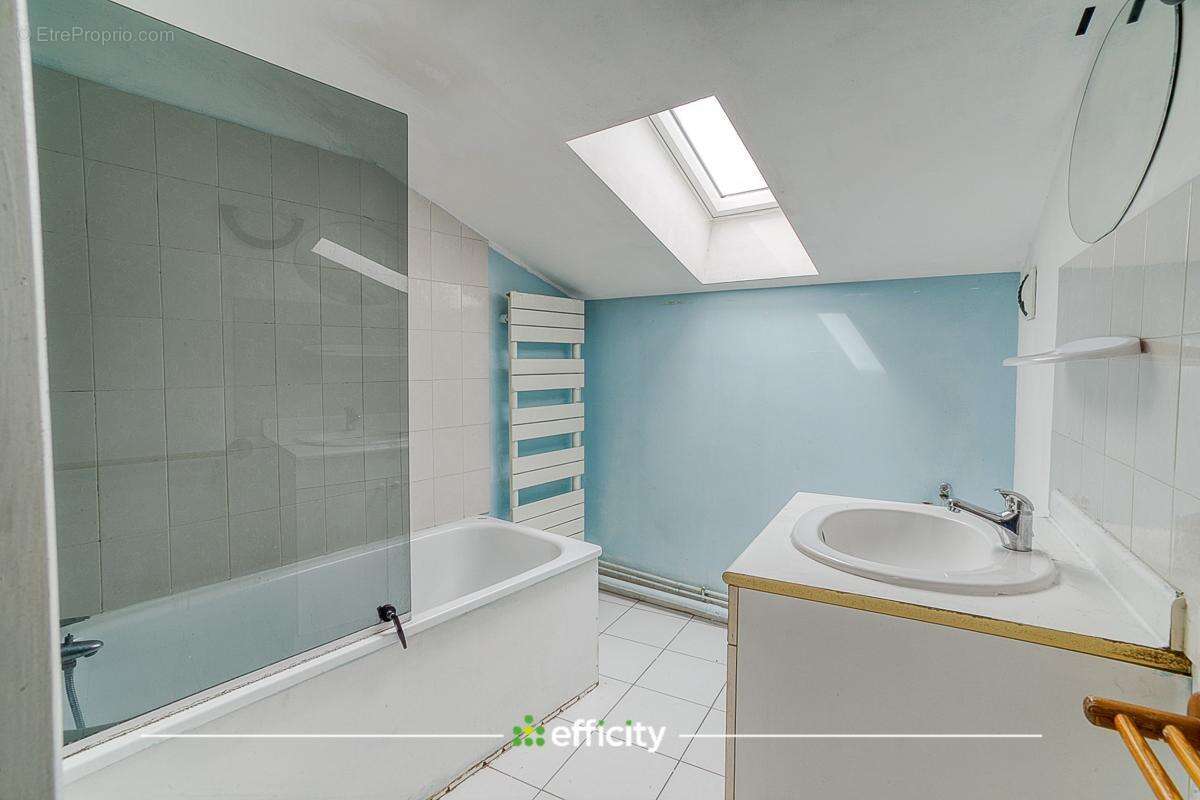 Appartement à VILLETTE-D'ANTHON