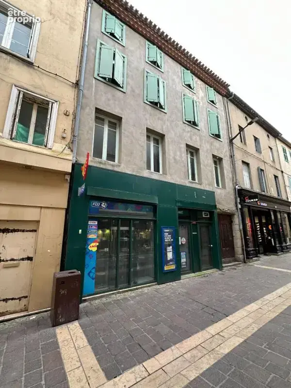 Appartement 6 pièces 250 m² · à Carcassonne · 250 m² · 185 000 €