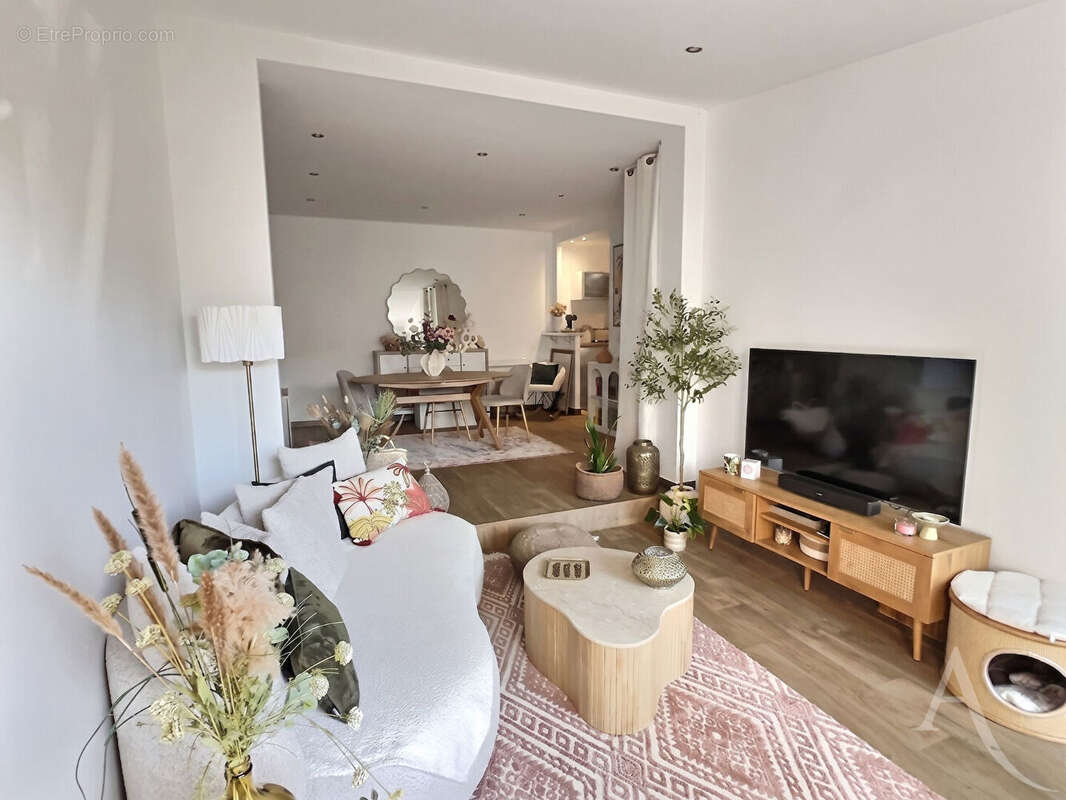 Appartement à THIAIS