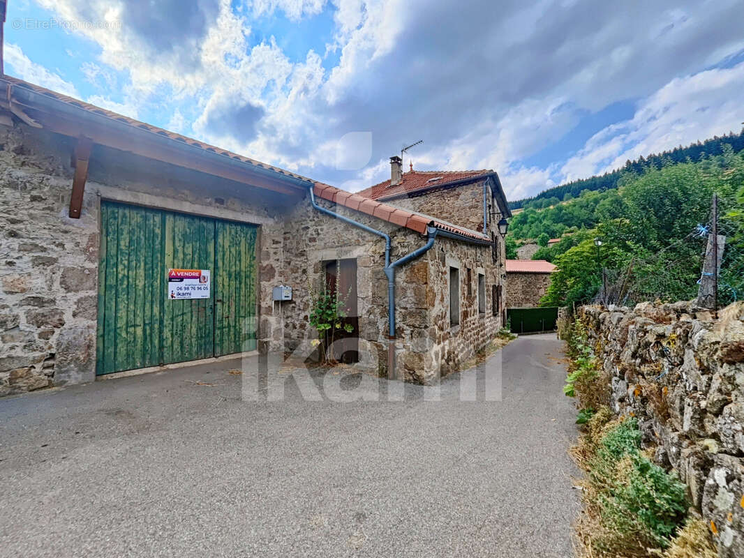 Maison de caractère avec grange - photo 3