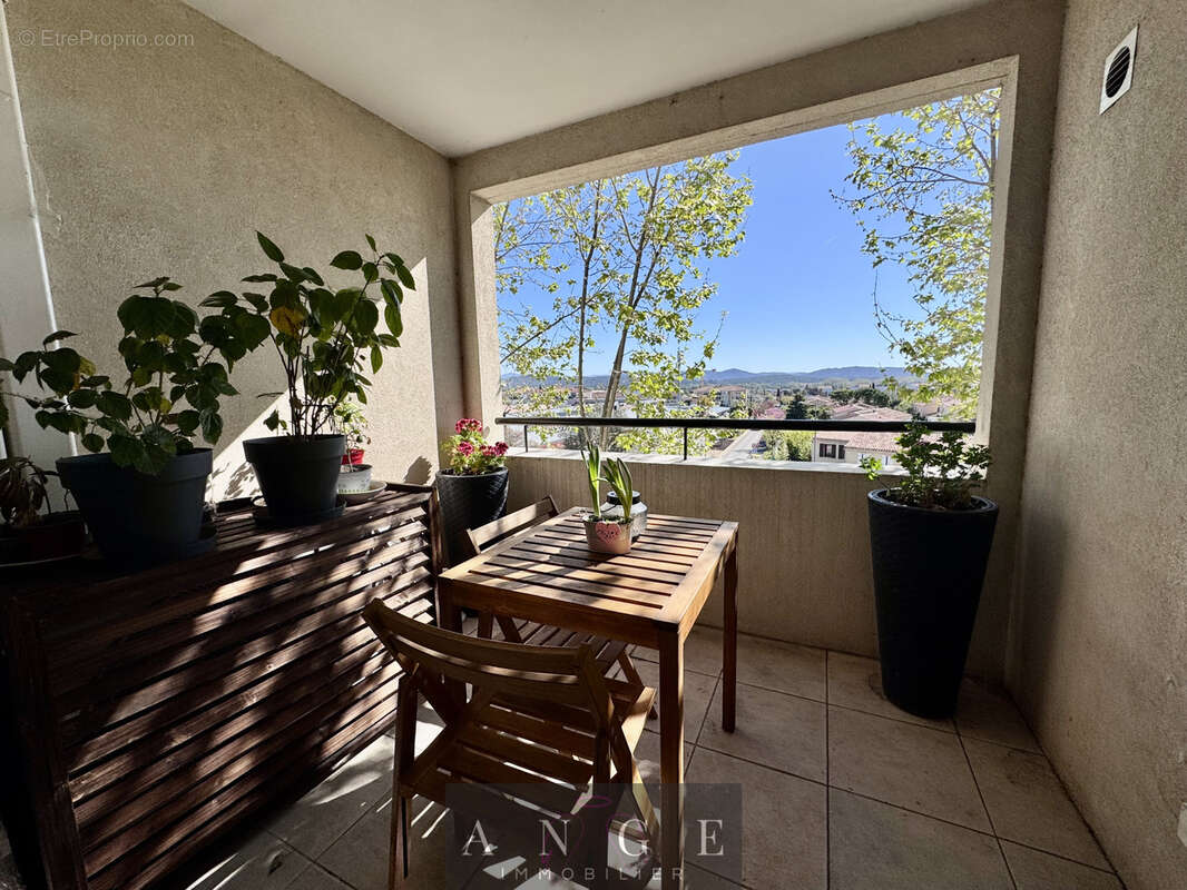 Appartement à LA FARLEDE