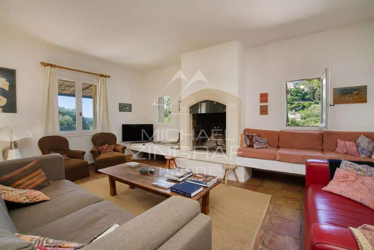 Maison à RAMATUELLE