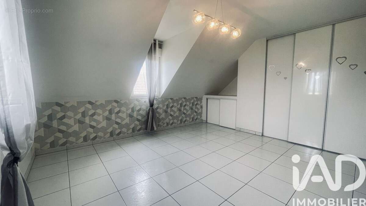 Photo 8 - Maison à JOUE-LES-TOURS