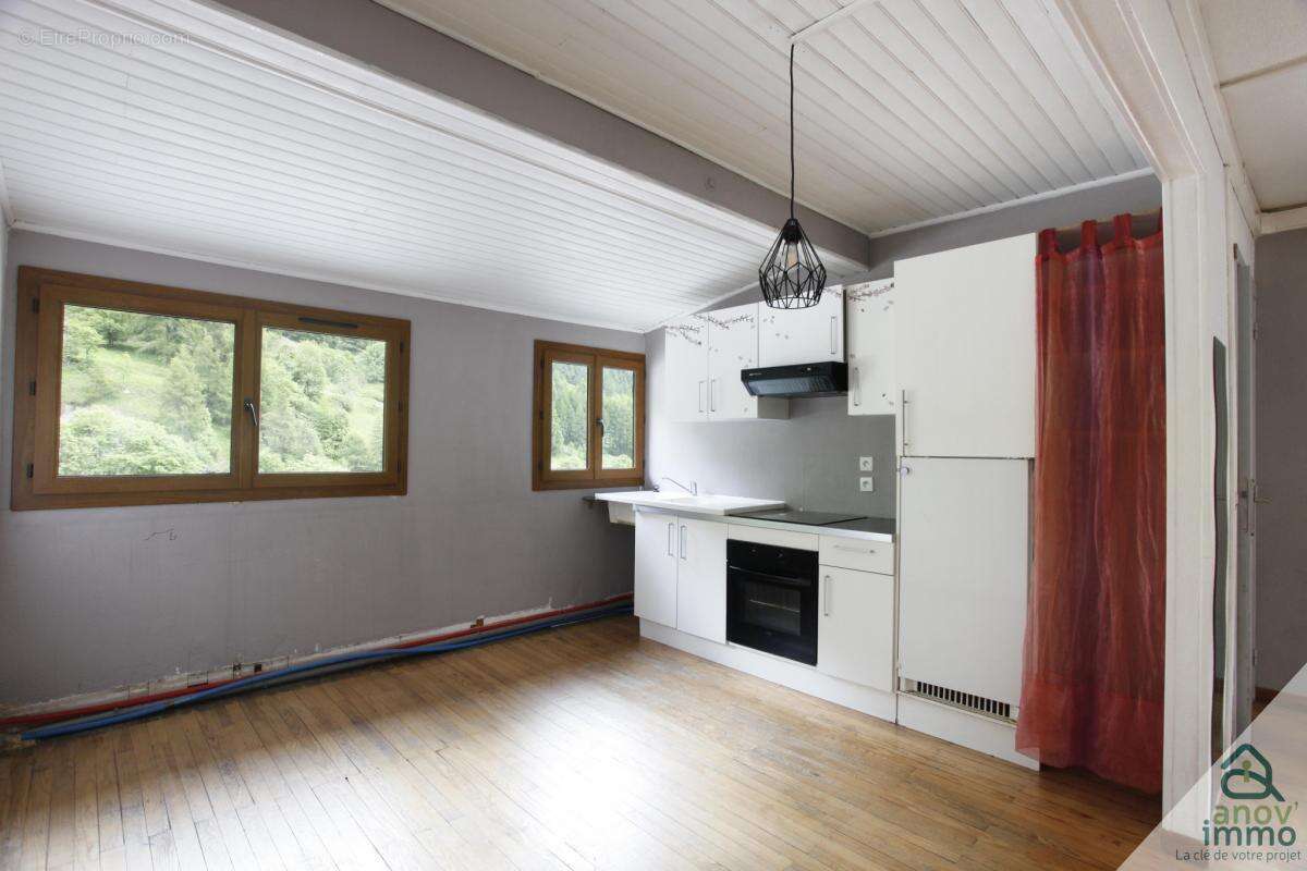 Appartement à REALLON