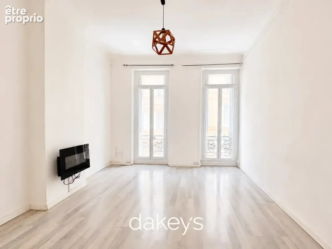 Appartement à MARSEILLE-6E