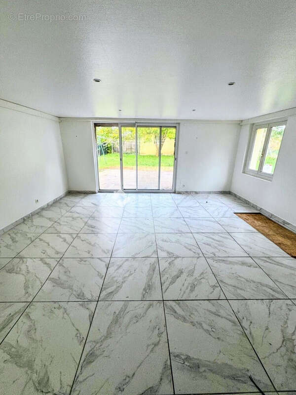 Maison 171 m² à Buxerolles  - photo 8