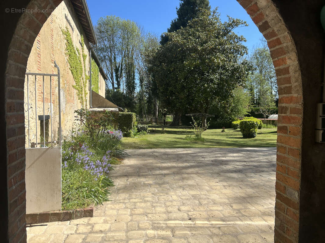 Maison à AUBIGNY-SUR-NERE