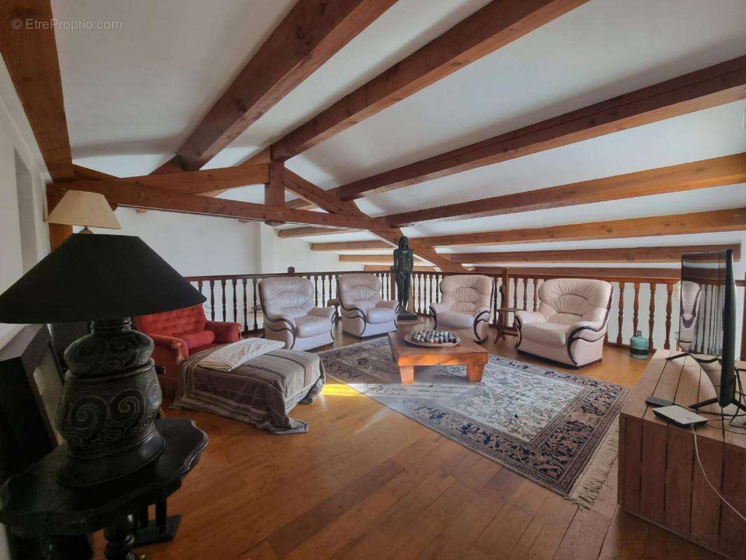 Maison à BOISSET-ET-GAUJAC