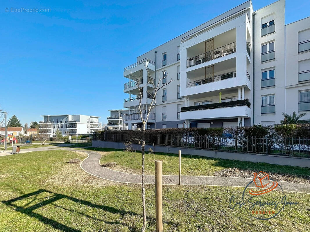 Appartement à SAINT-GENIS-POUILLY