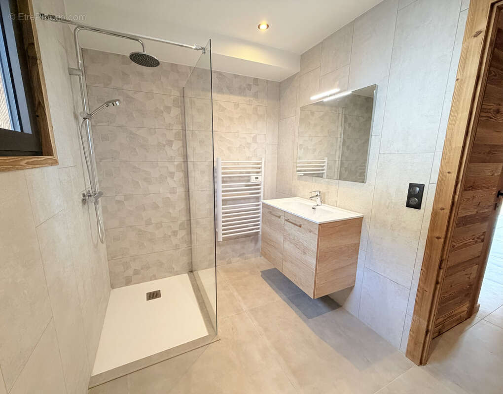 Appartement à SAINT-SORLIN-D'ARVES