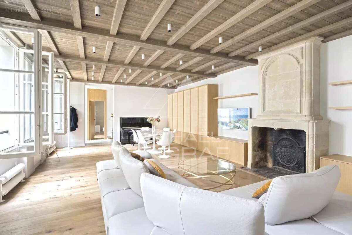 Maison à PARIS-7E