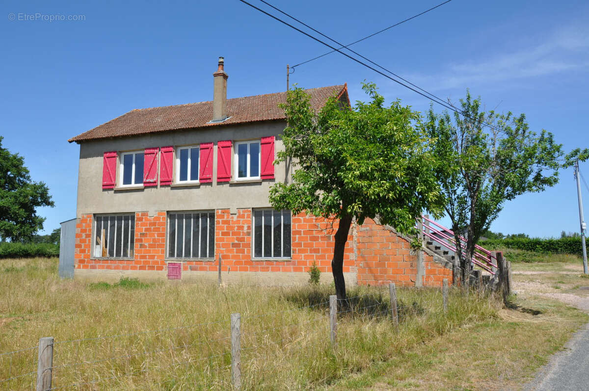 Maison à LE BOUCHAUD