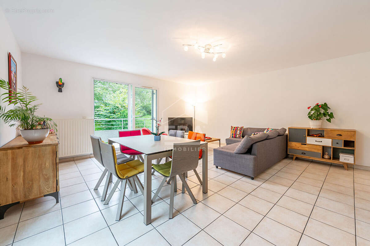 Appartement à ANNECY-LE-VIEUX