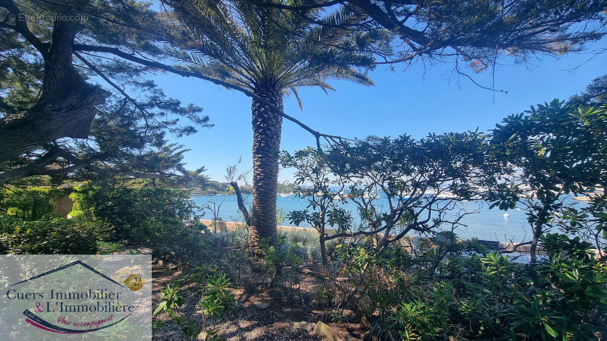 Appartement à HYERES