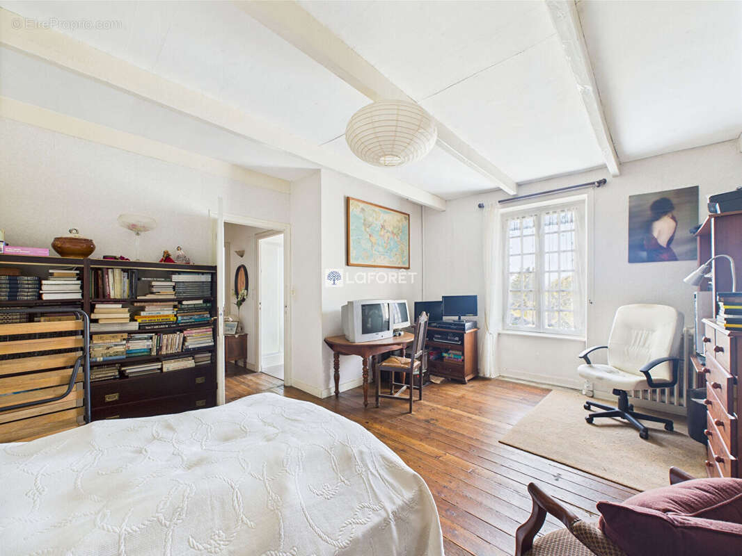 Maison à PLOMODIERN