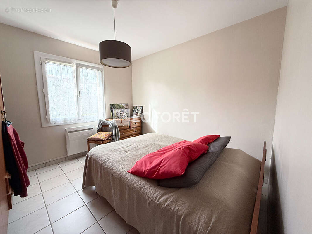 Maison à SAINT-MICHEL-DE-RIEUFRET