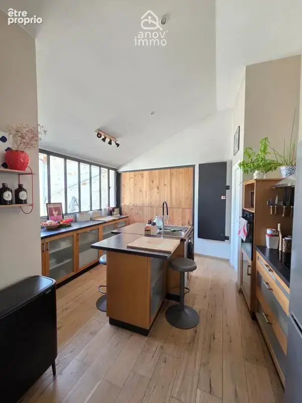 Maison au charme authentique et aux beaux volumes - photo 7
