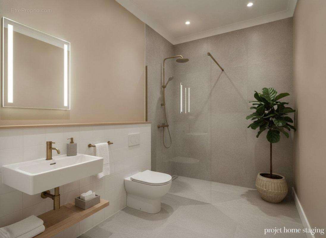  Cannes Carré d'or — 2 pièces 47 m², dernier étage, potentiel - photo 3