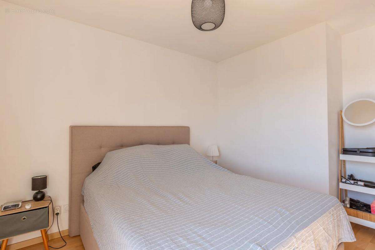 Appartement à VAULX-EN-VELIN