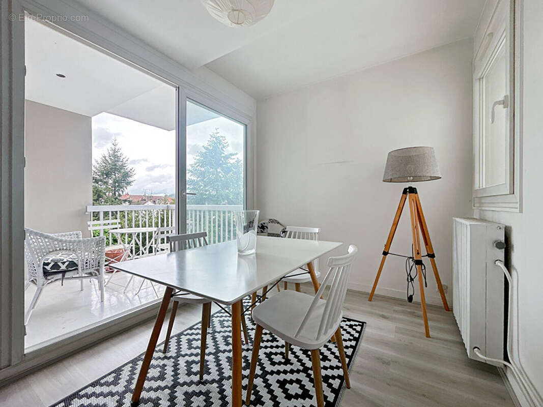 Appartement à MANTES-LA-JOLIE