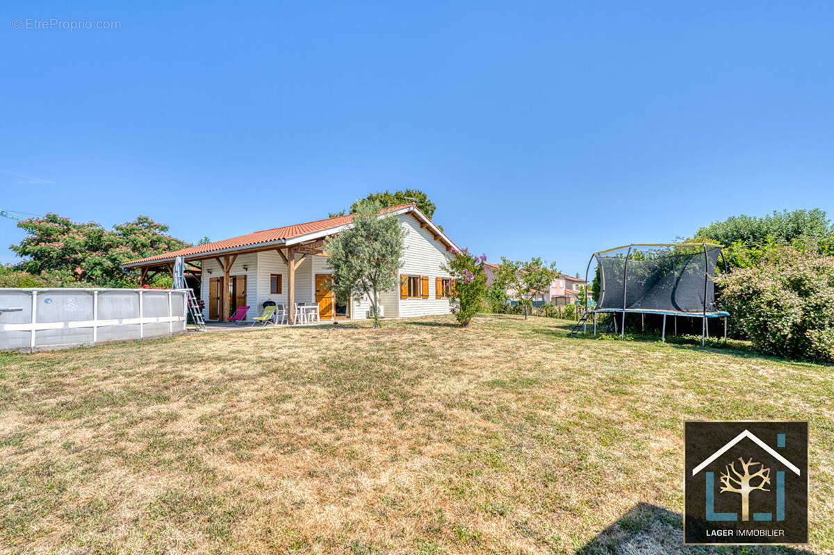 Maison bressolles 183 m² - photo 17