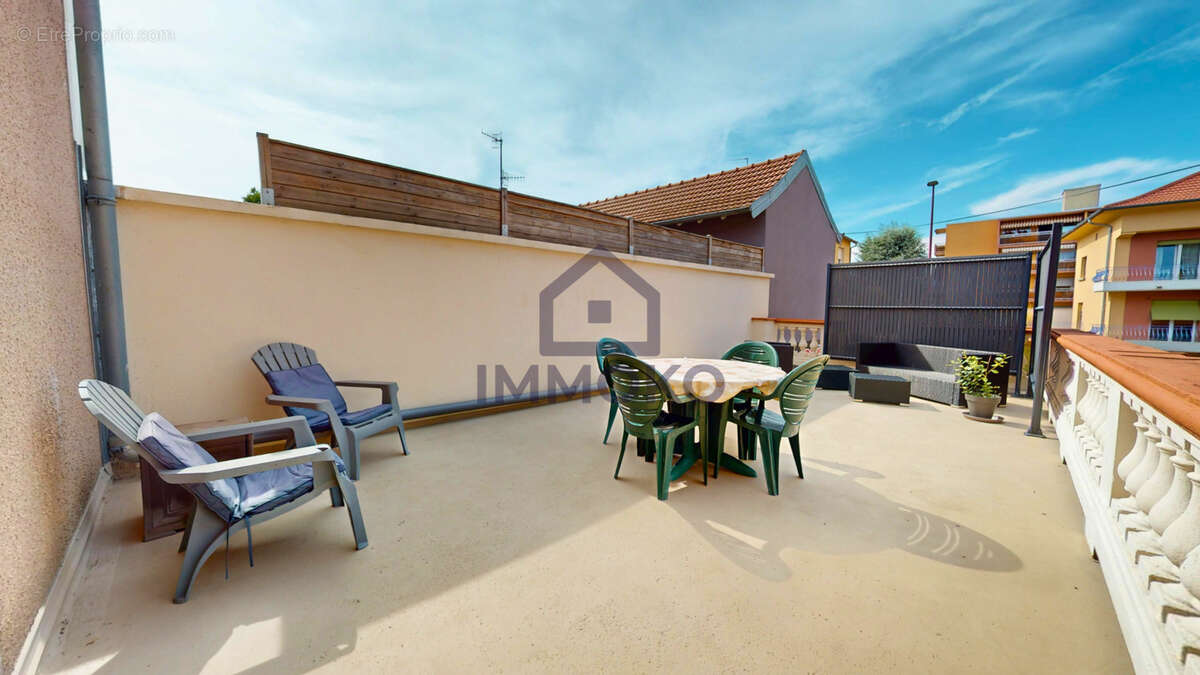 Appartement F4 avec somptueuse terrasse, 3 chambres, cheminée, garage - photo 10