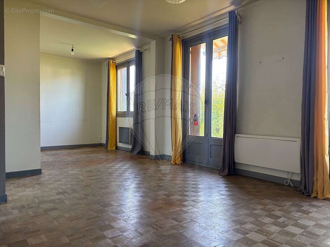 Maison à DECIZE