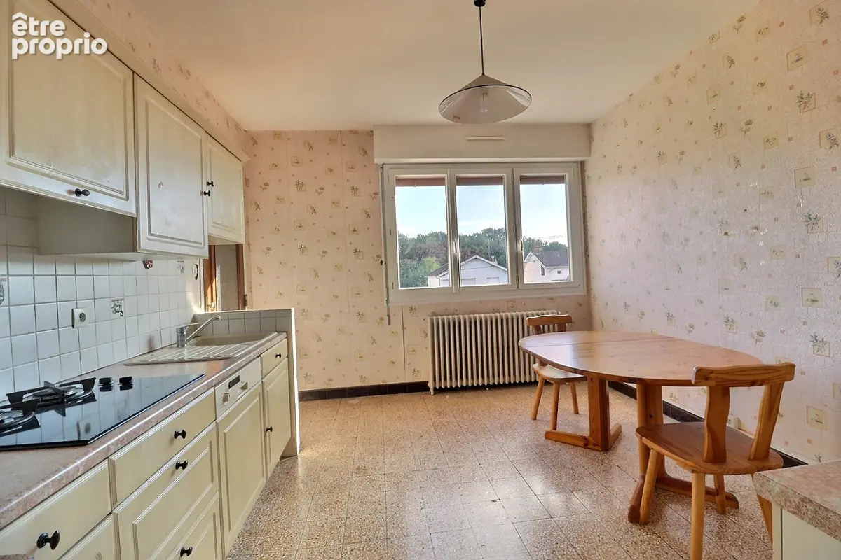 LE BREUIL, maison sur sous-sol avec jardin - photo 5