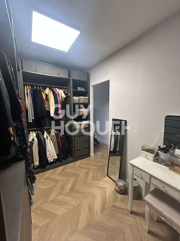 Maison à PEZILLA-LA-RIVIERE