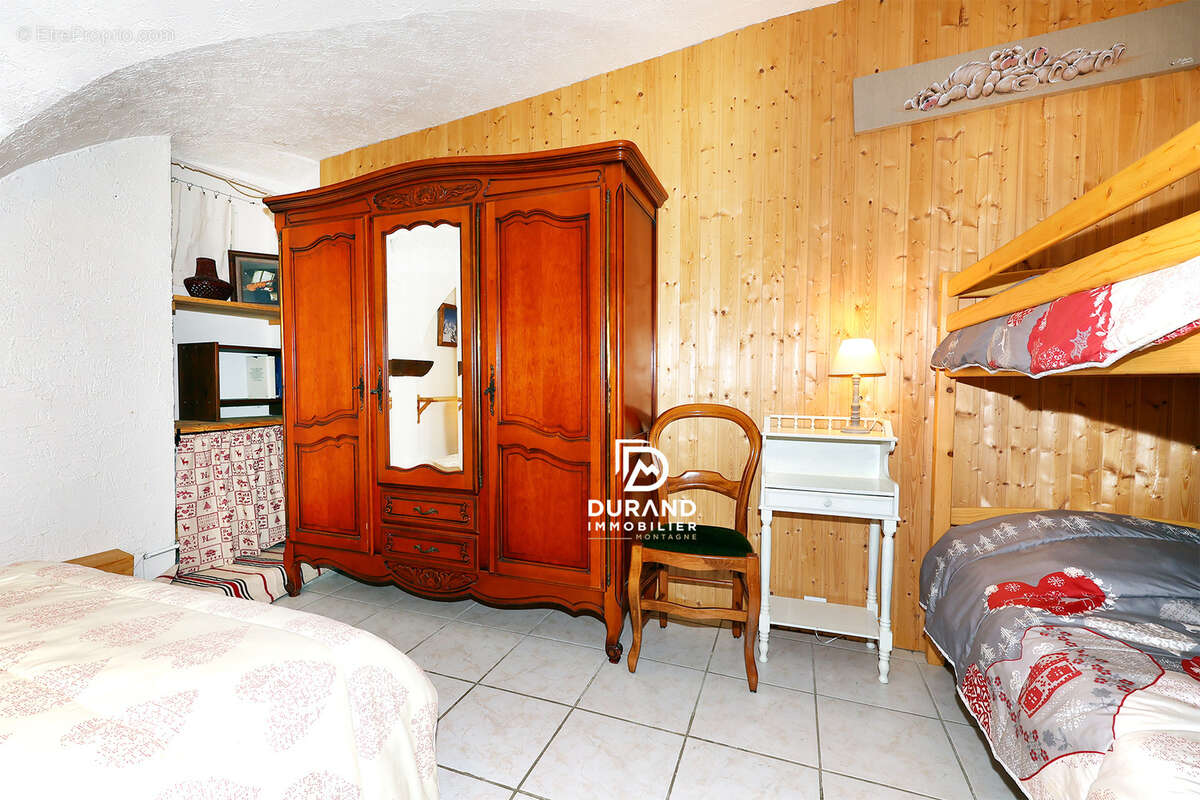 Rare à la vente   un véritable esprit de maison de famille - photo 16