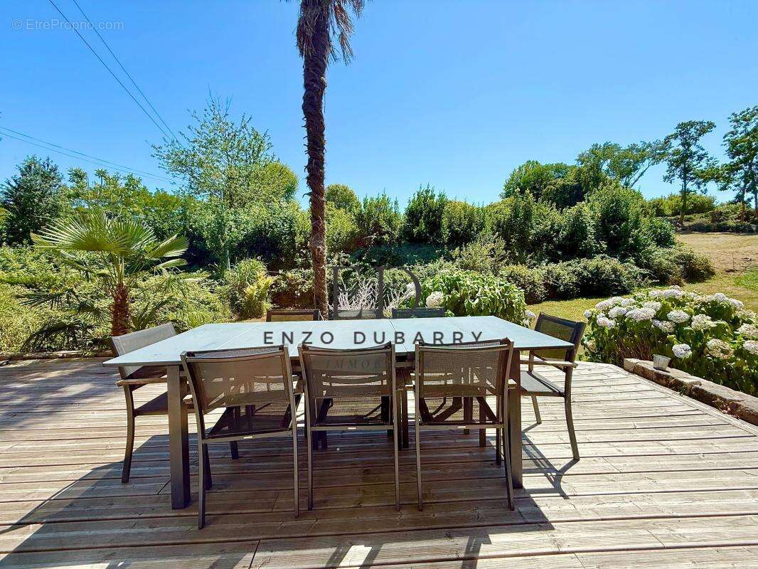 Maison 204 m² à Arcangues  - photo 6