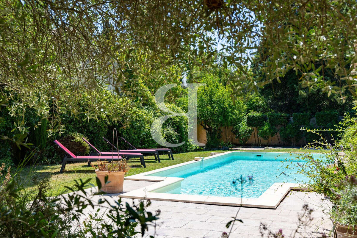 Maison à SAINT-REMY-DE-PROVENCE