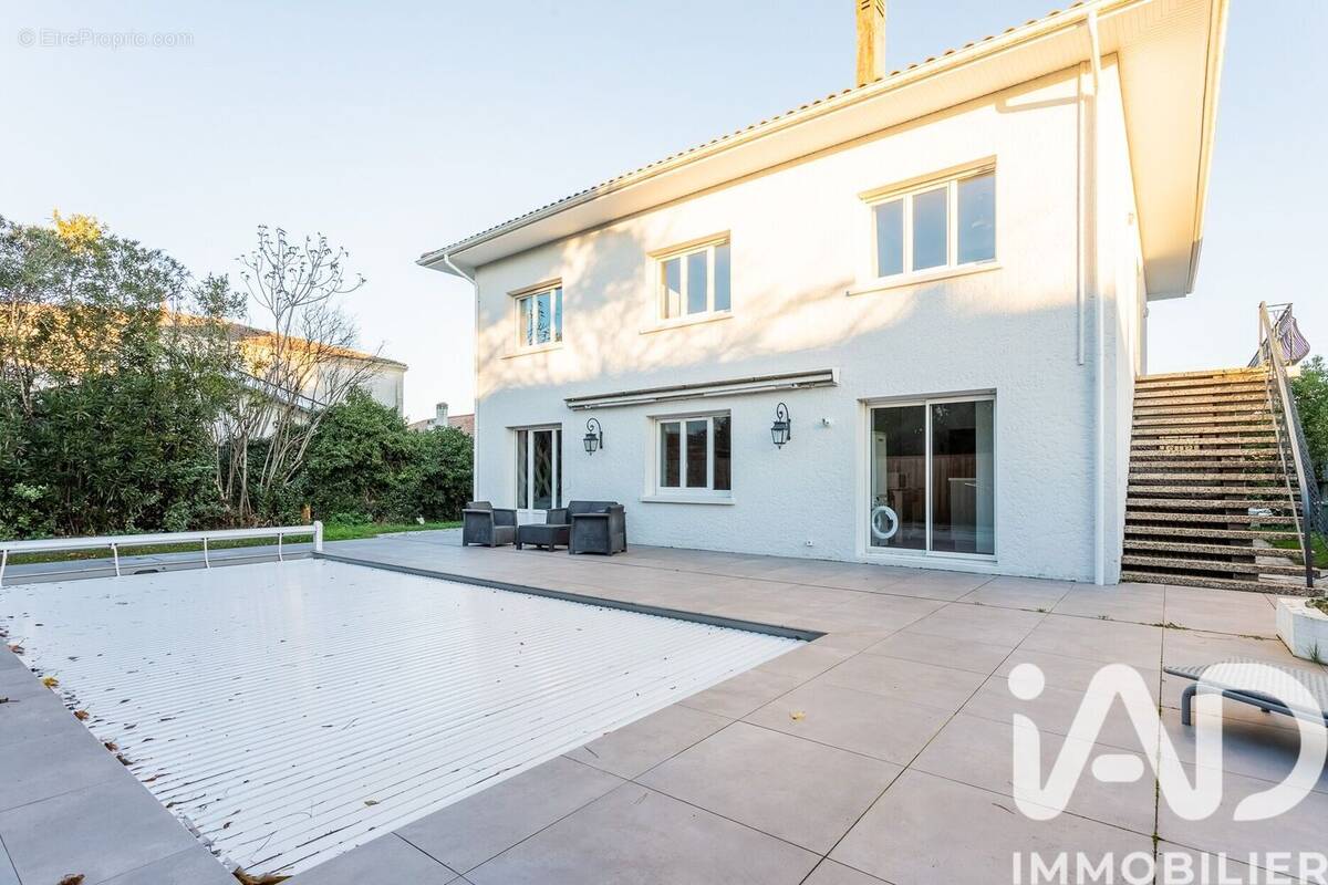 Photo 1 - Maison à MERIGNAC