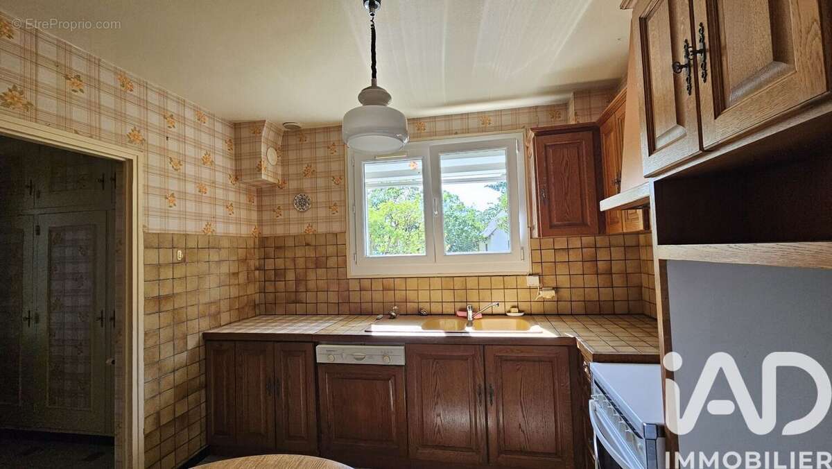 Photo 6 - Maison à SAINT-ETIENNE-DE-MAURS