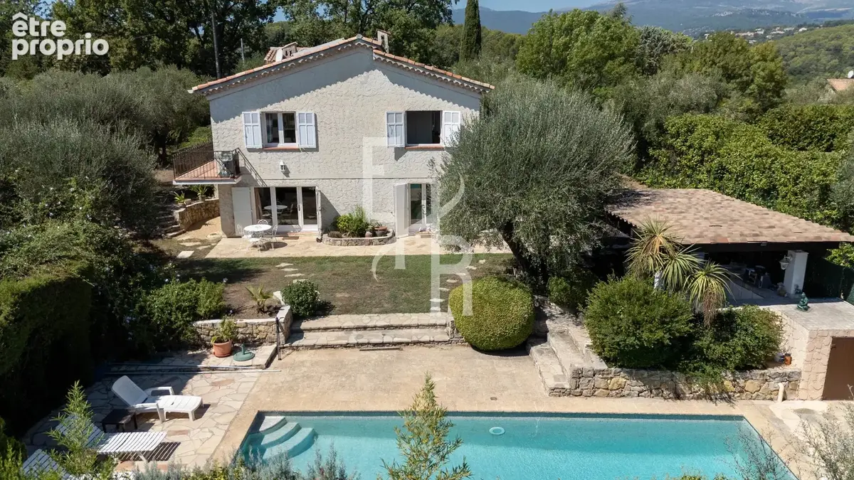 Maison à VALBONNE