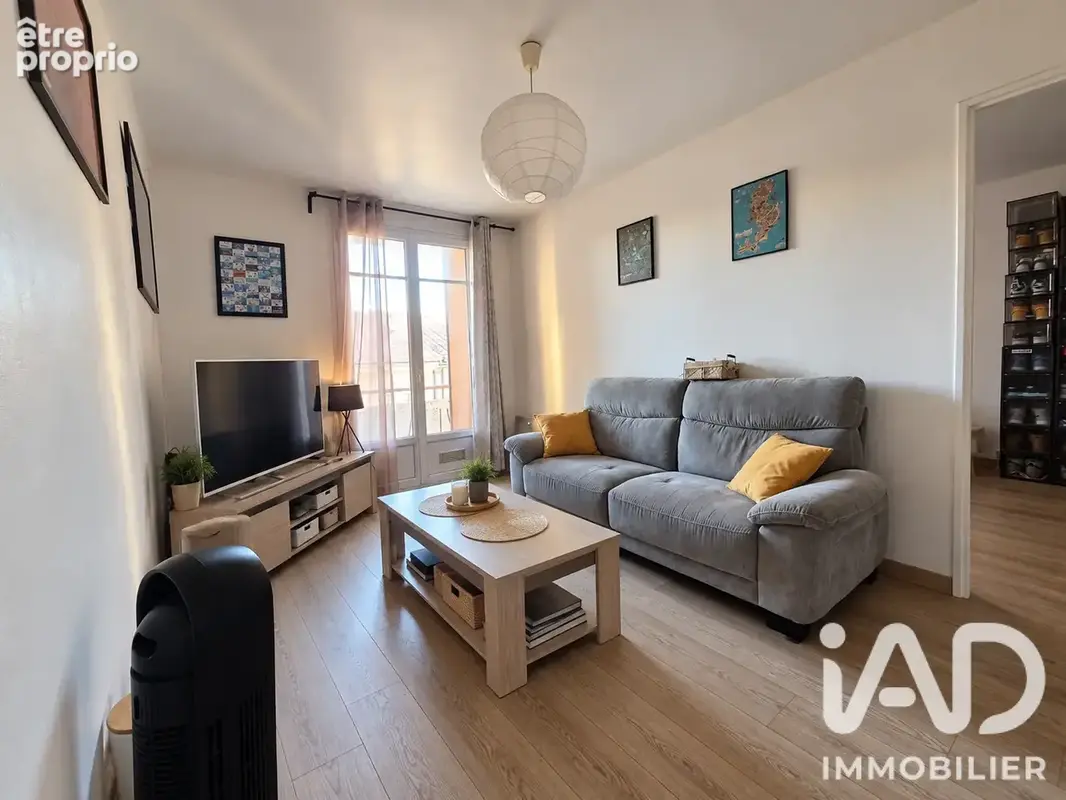 Photo 1 - Appartement à MARSEILLE-4E