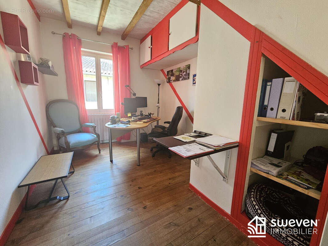 Maison à MONTESQUIEU-VOLVESTRE