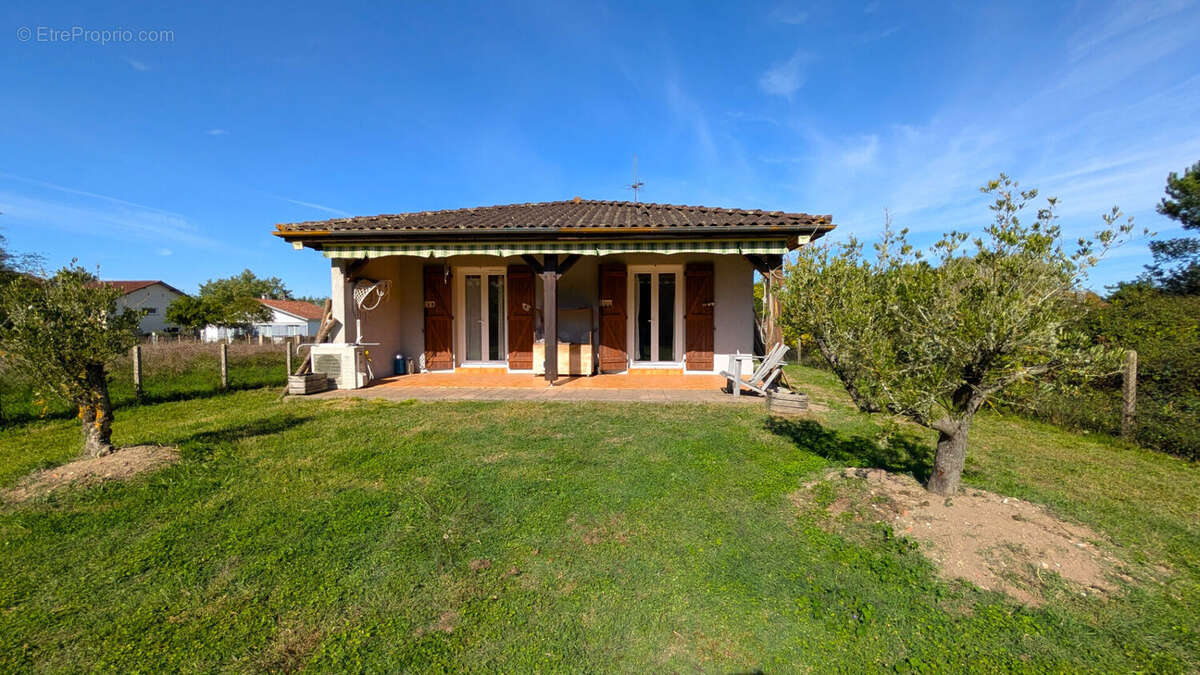 Maison à VILLENEUVE-DE-MARSAN