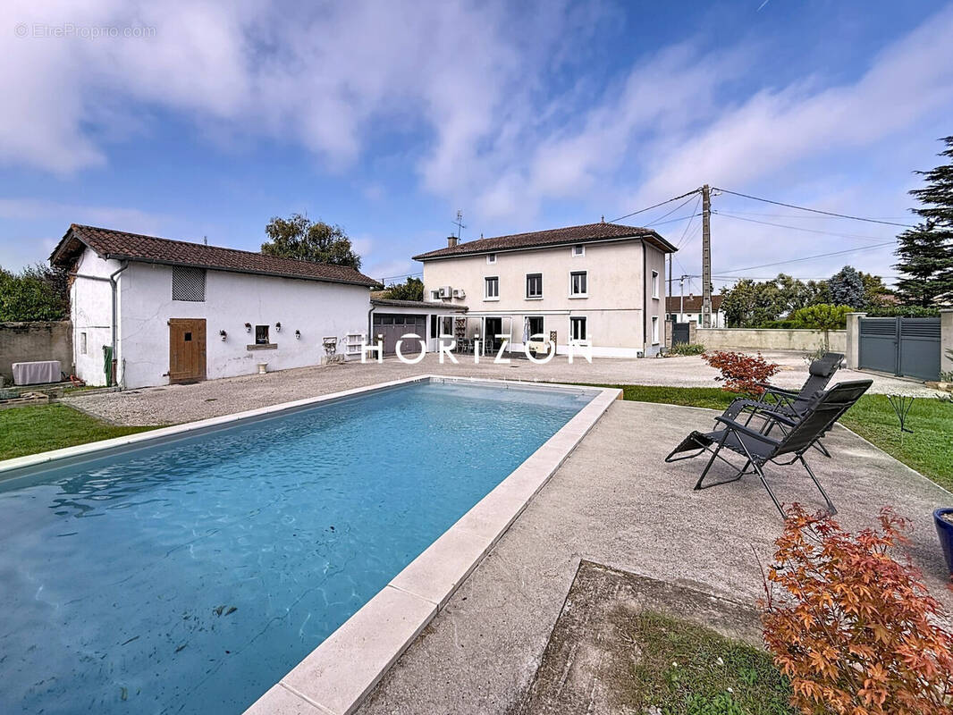 Maison à CORMORANCHE-SUR-SAONE