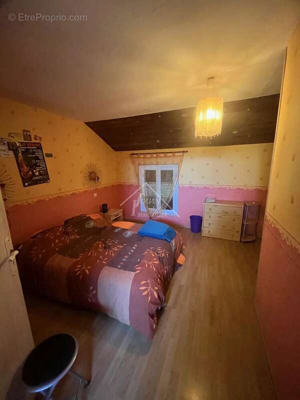 Maison à BROUT-VERNET