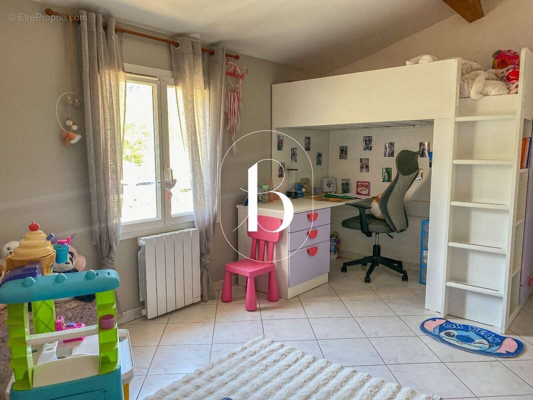 Maison à SALAVAS