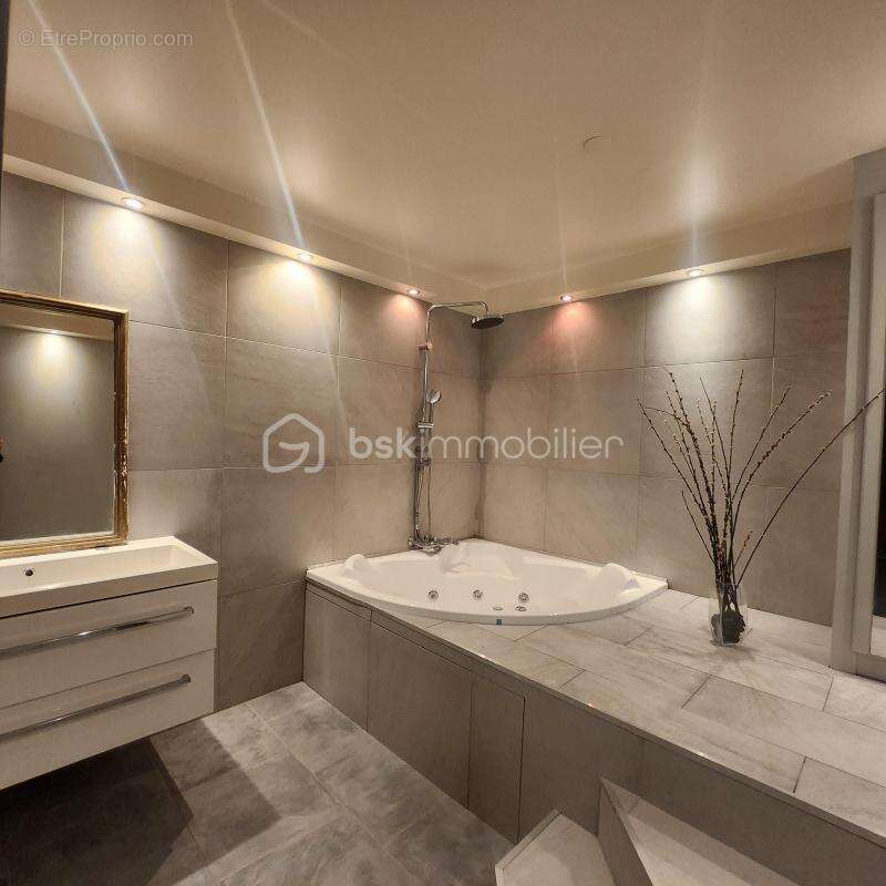 Appartement de 157 m2 avec jardin de 50 m2 - photo 11