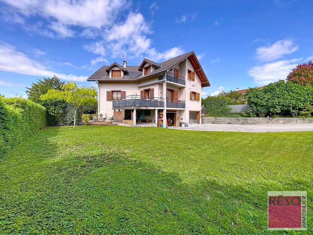 Maison à CONTAMINE-SUR-ARVE