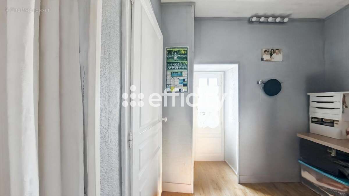 Maison 265 m² à Penne-D'agenais  - photo 13