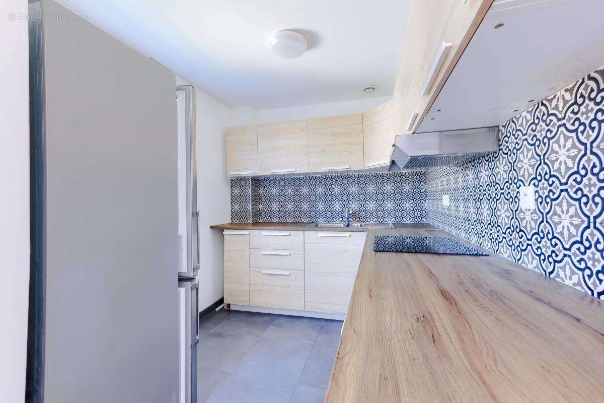 Appartement à FONTENAY-SOUS-BOIS