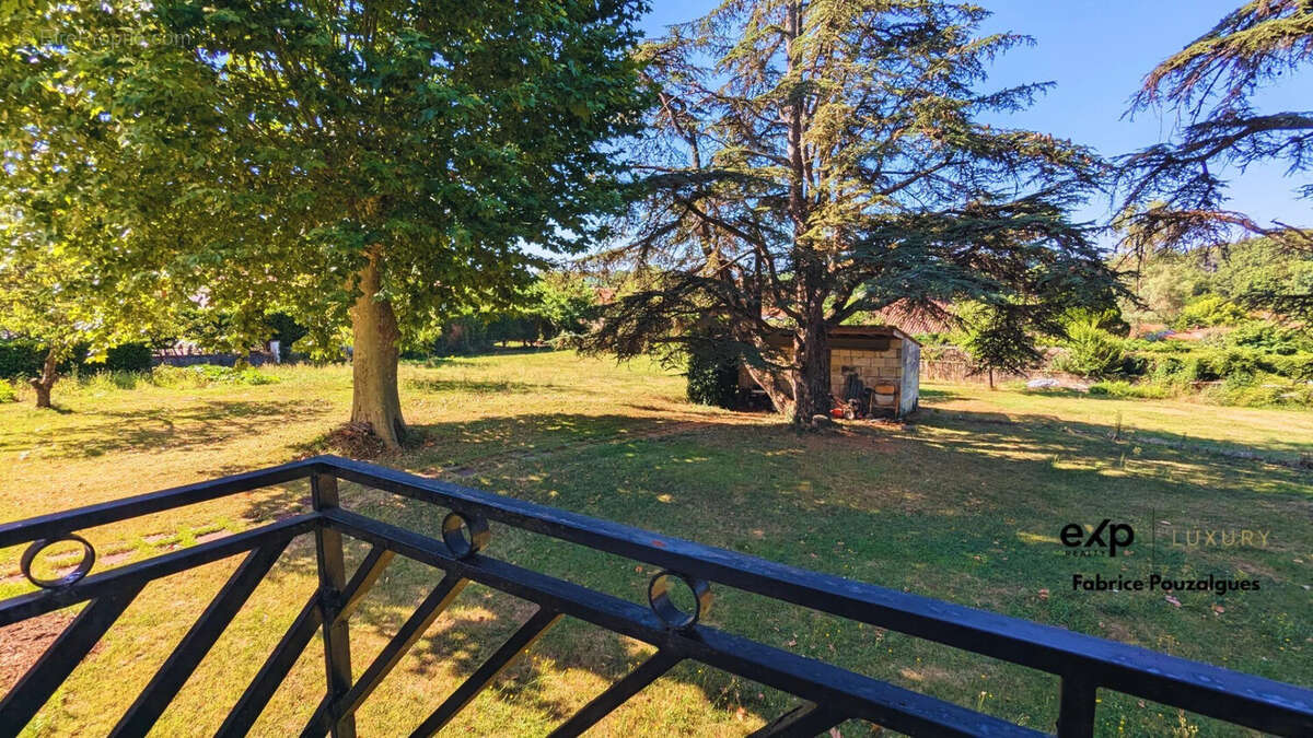 Maison à FARGUES-SAINT-HILAIRE