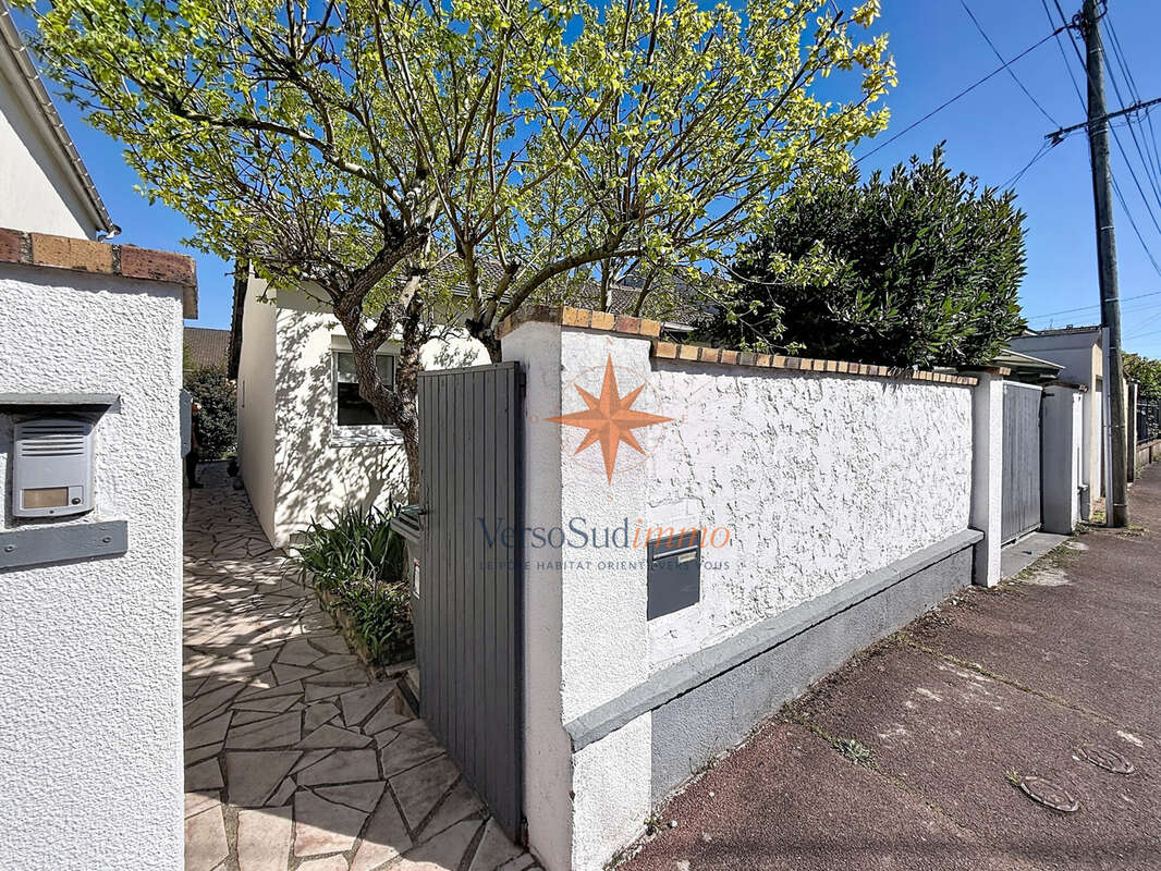 Maison à TREMBLAY-EN-FRANCE