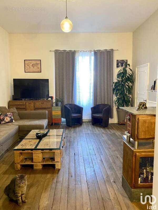 Photo 6 - Maison à CHAMPDENIERS-SAINT-DENIS